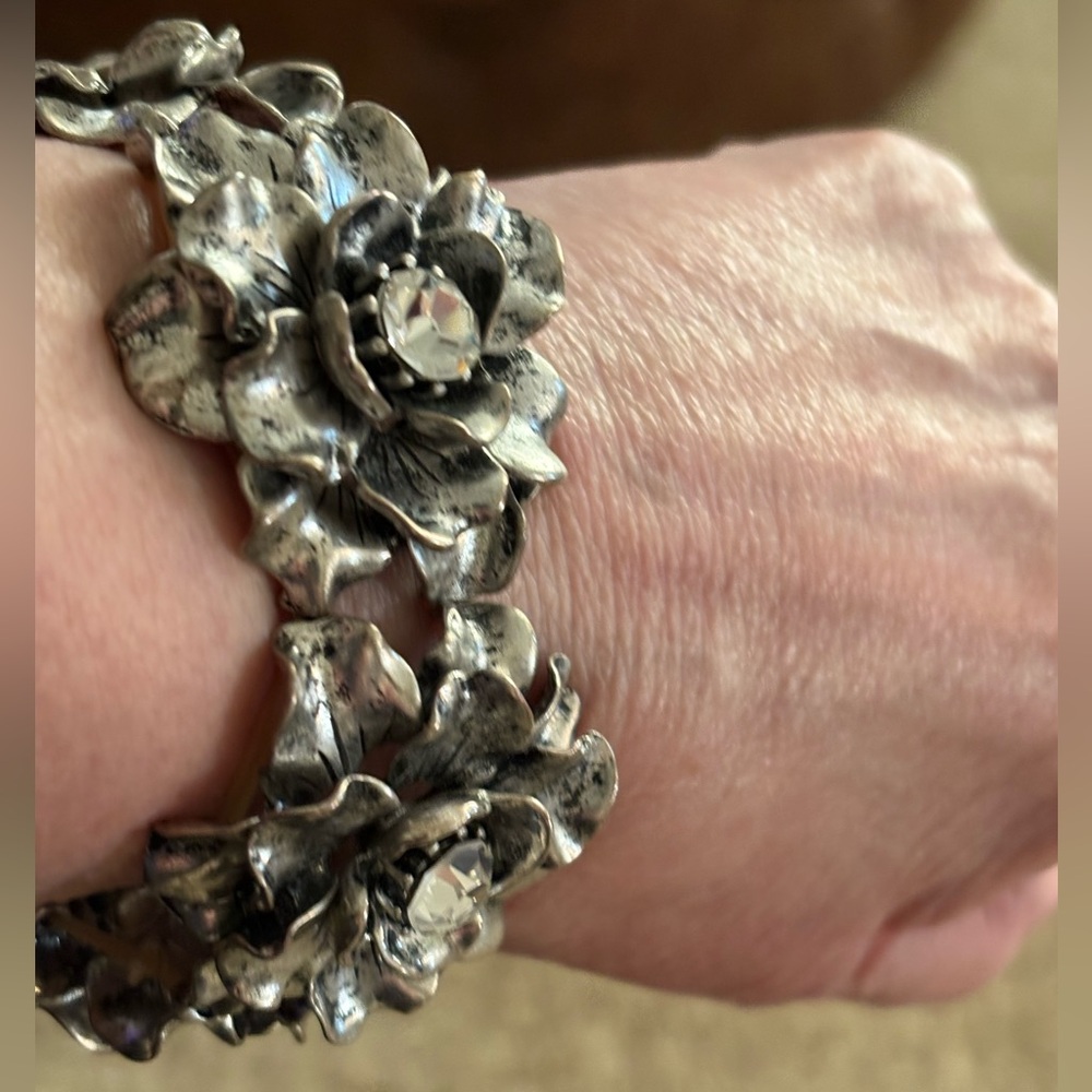 Vintage Silver Floral Bracelet